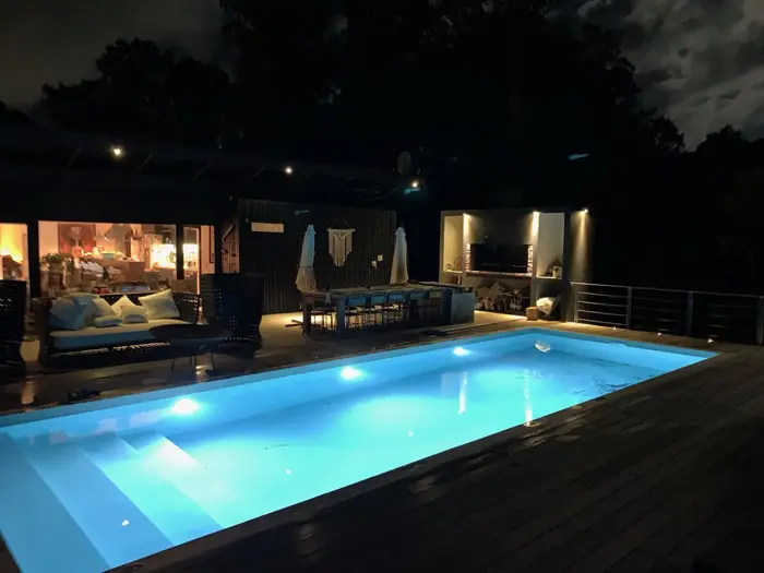 Piscina nocturna