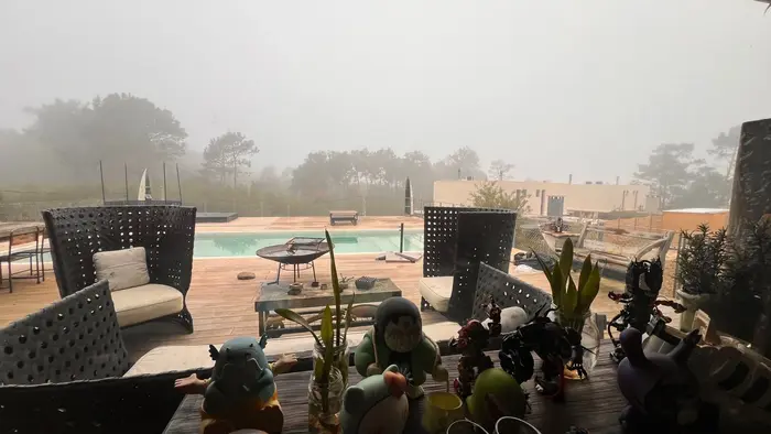 Terraza en la niebla